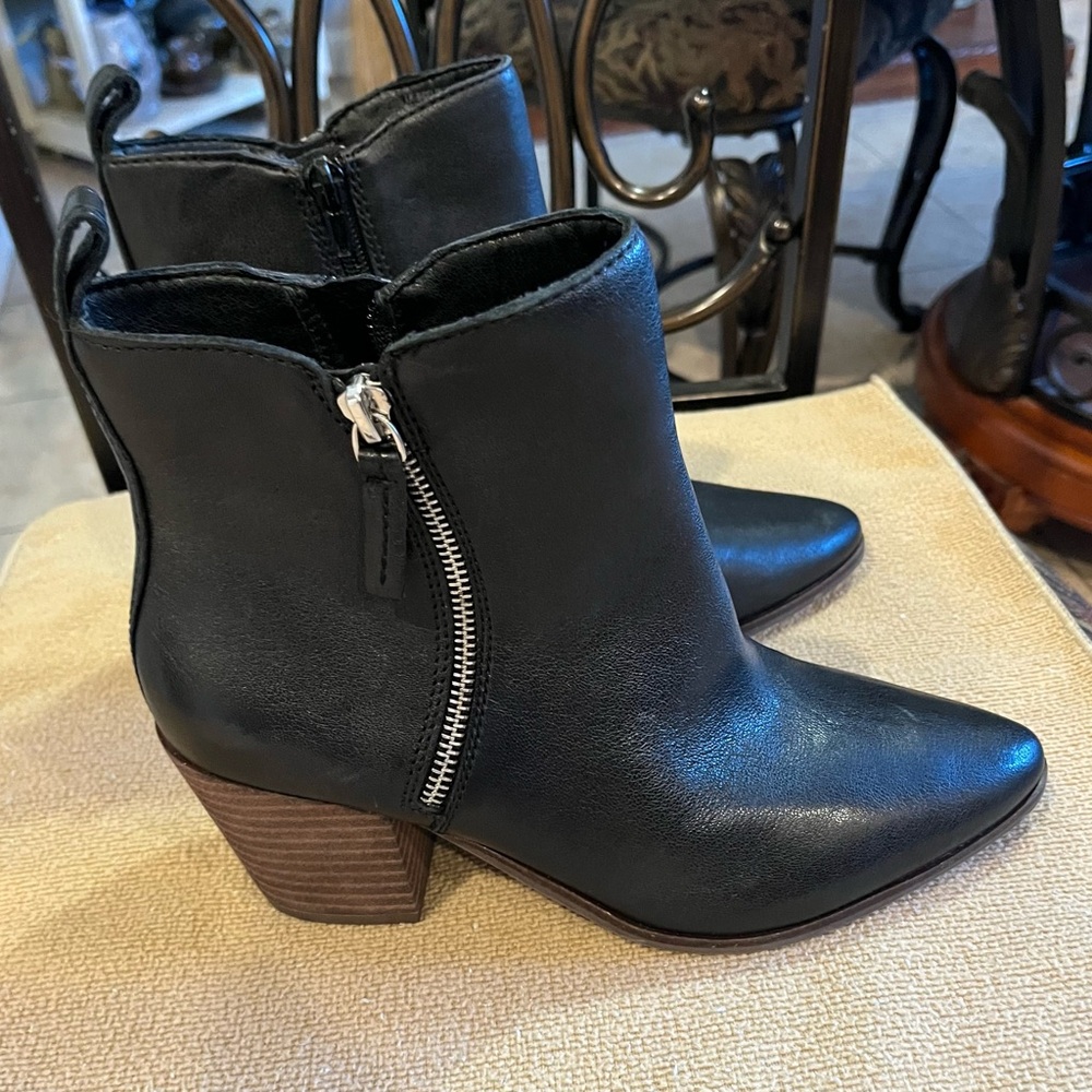 Lucky Brand Black Leather Pointed Ankle Booties with Side Zip Accent